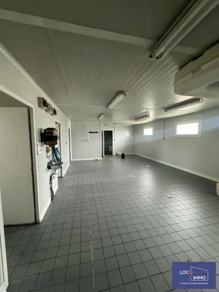 Entrepôt / Activité à vendre - Bassens (33530) - 186 m²