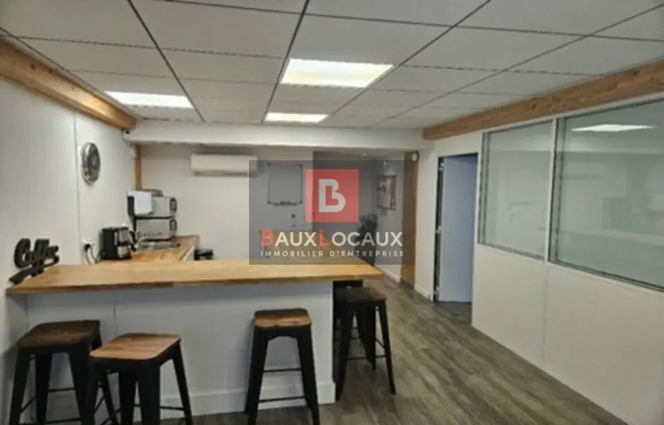 Entrepôt / Activité à vendre - Avignon (84000) - 266 m²