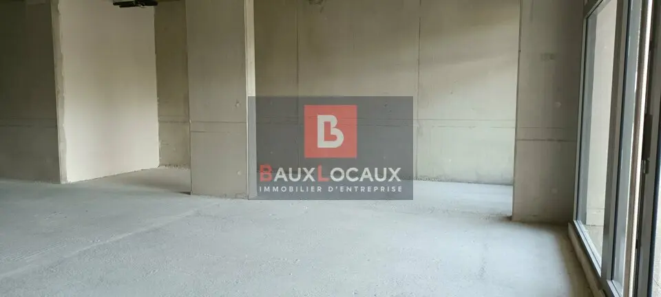 Bureau à louer - Les Angles (30133) - 197 m² - 3 500 €/mois