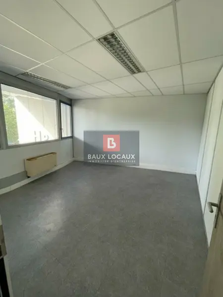 Bureau à louer - Avignon (84000) - 50 m² - 875 €/mois