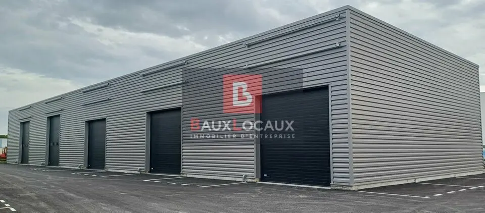 Entrepôt / Activité à louer - Garons (30128) - 440 m² - 3 666 €/mois