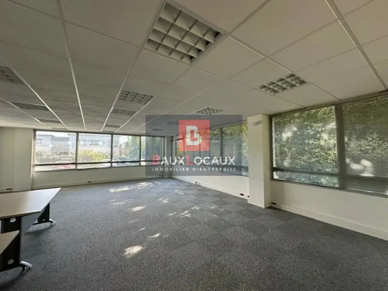 Bureau à louer - Avignon (84140) - 102 m² - 1 402 €/mois