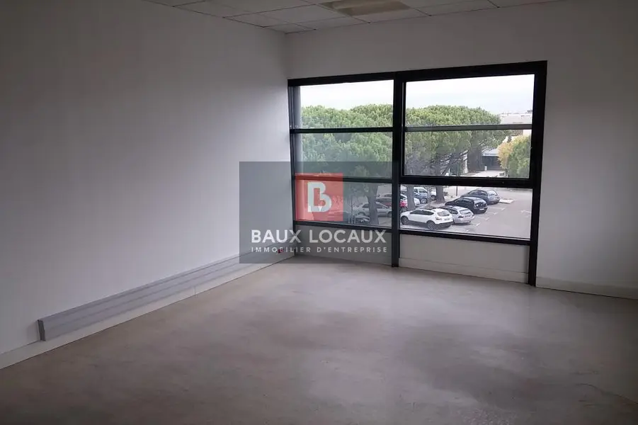 Bureau à louer - Avignon (84000) - 319 m² - 6 025 €/mois