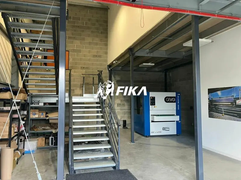 Entrepôt / Activité à vendre - Castanet-Tolosan (31320) - 135 m²