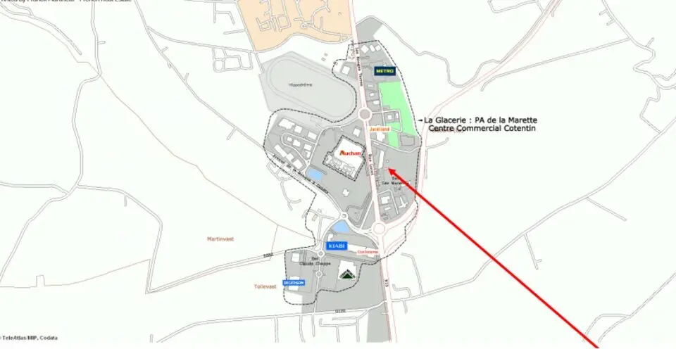 Local Commercial à louer - Cherbourg-En-Cotentin (50100) - 400 m² - 6 800 €/mois