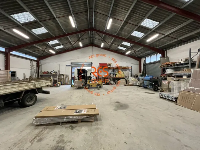 Entrepôt / Activité à vendre - Asques (33240) - 710 m²