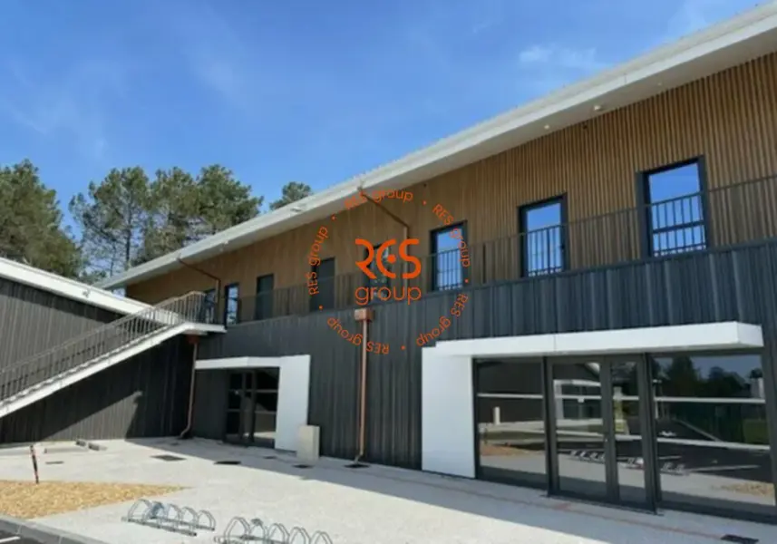 Entrepôt / Activité à louer - Audenge (33980) - 964 m² - 5 624 €/mois