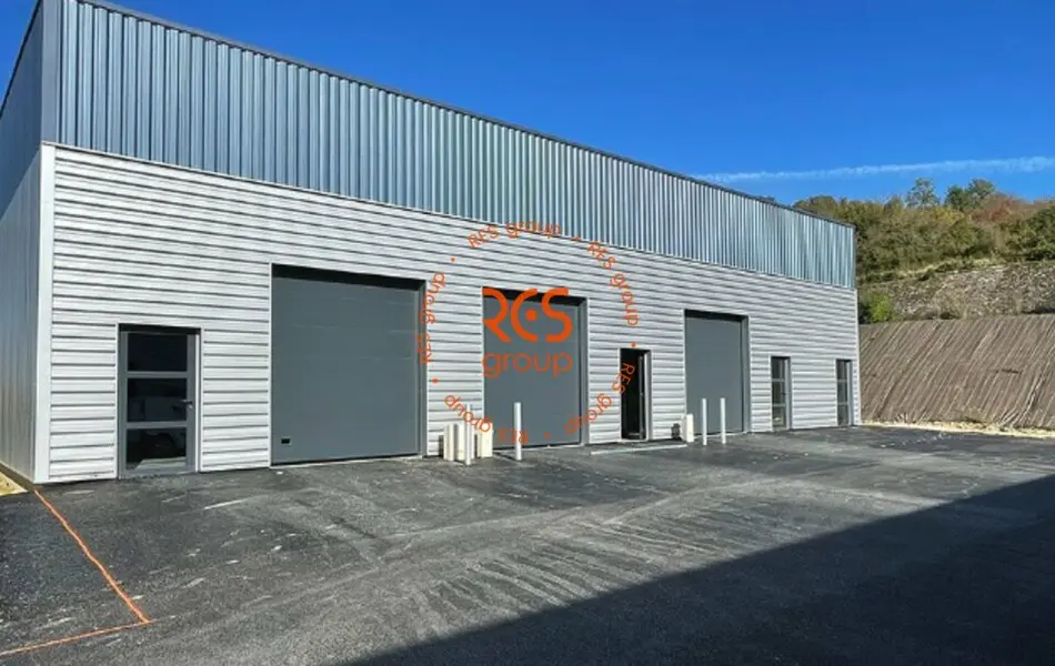 Entrepôt / Activité à vendre - Bassens (33530) - 104 m²