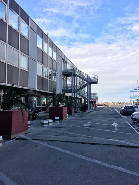 Bureau à louer - Marseille 14 (13014) - 3700 m² - 35 458 €/mois