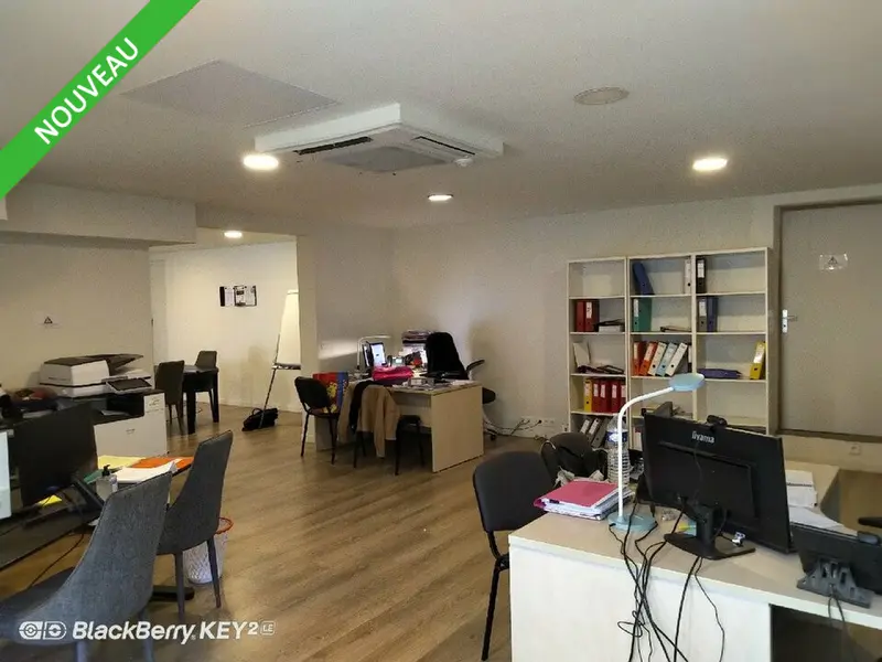 Bureau à louer - Marseille 12 (13012) - 60 m² - 1 000 €/mois