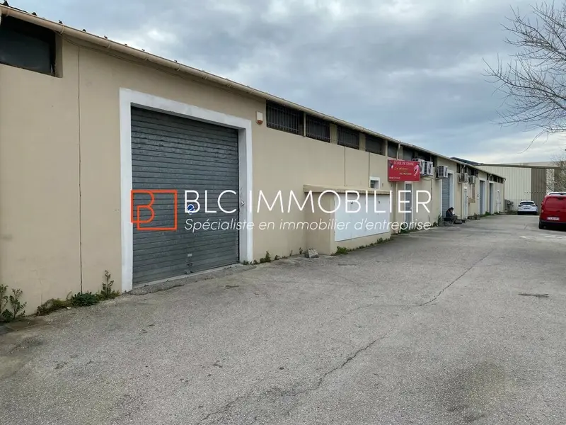 Entrepôt / Activité à louer - Aubagne (13400) - 120 m² - 1 380 €/mois