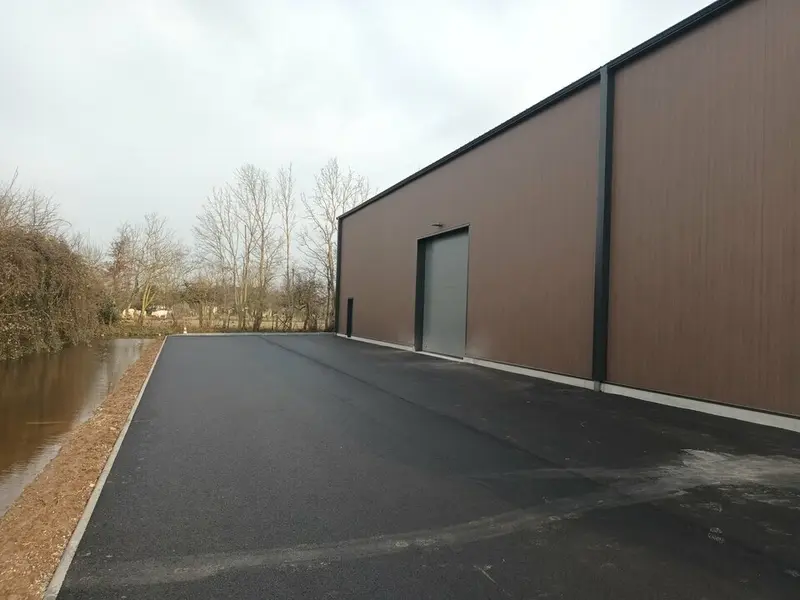 Entrepôt / Activité à louer - Bourg-Achard (27310) - 870 m² - 5 000 €/mois