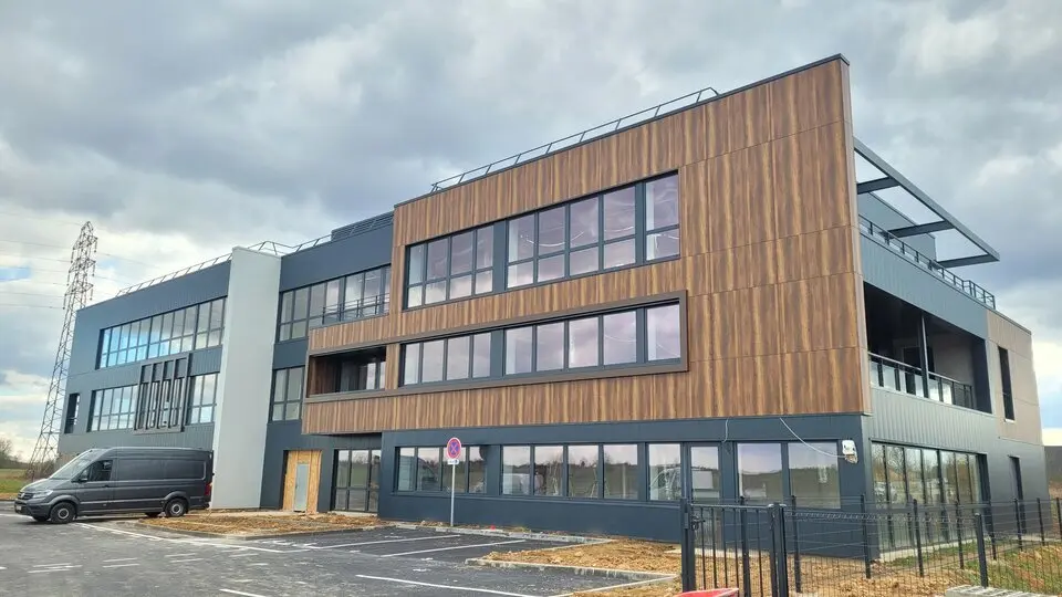 Bureau à vendre - Saint-Martin-Du-Vivier (76160) - 254 m²