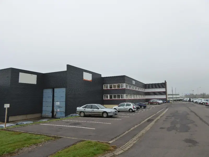 Entrepôt / Activité à louer - Le Grand-Quevilly (76120) - 2585 m² - 11 250 €/...