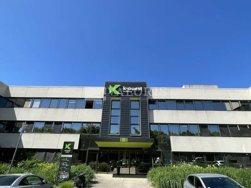 Bureau à louer - Limonest (69760) - 2361 m² - 24 593 €/mois