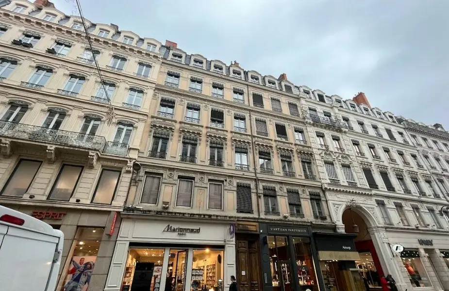 Bureau à louer - Lyon 02 (69002) - 134 m² - 2 666 €/mois
