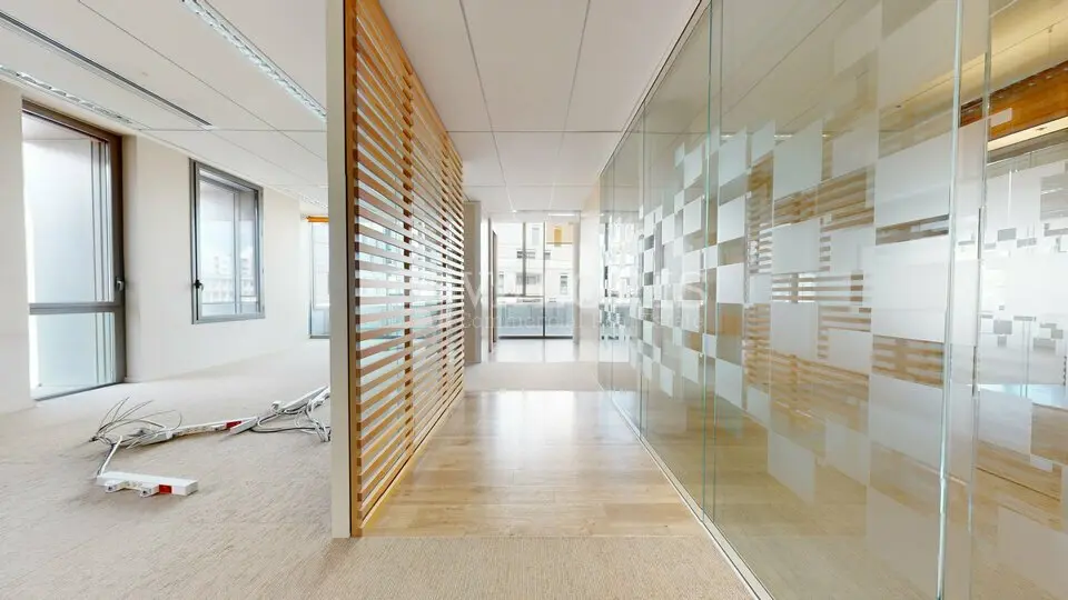 Bureau à louer - Lyon 07 (69007) - 1136 m² - 18 933 €/mois
