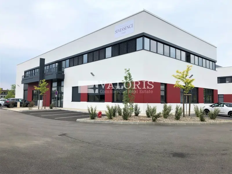 Bureau à louer - Dardilly (69570) - 346 m² - 4 613 €/mois