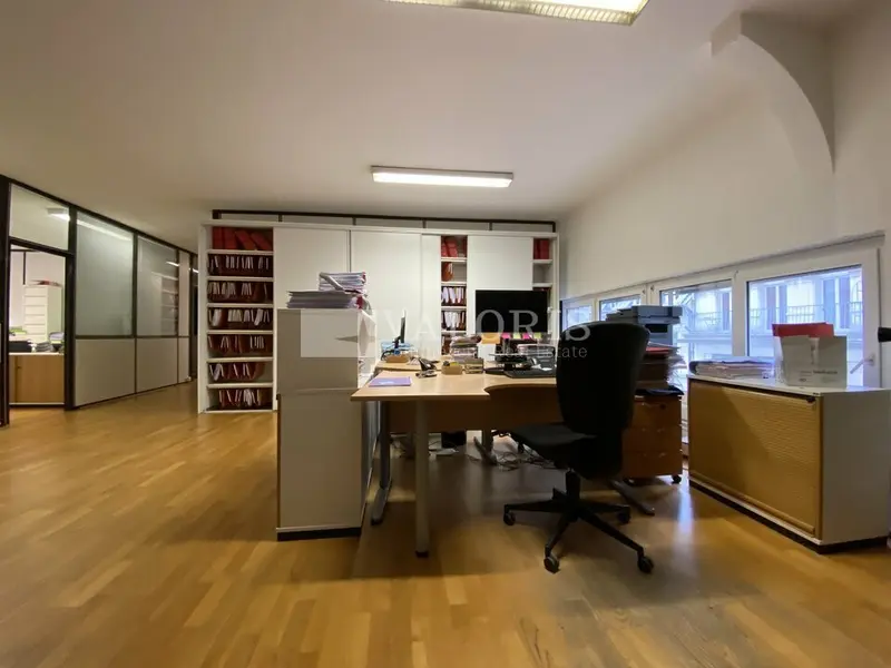 Bureau à louer - Lyon 03 (69003) - 250 m² - 3 333 €/mois