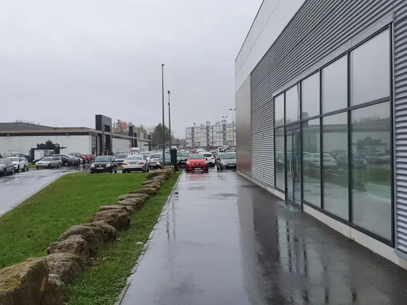 Local Commercial à louer - Atton (54700) - 459 m² - 3 825 €/mois
