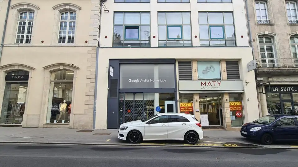 Local Commercial à louer - Nancy (54000) - 230 m² - 6 000 €/mois