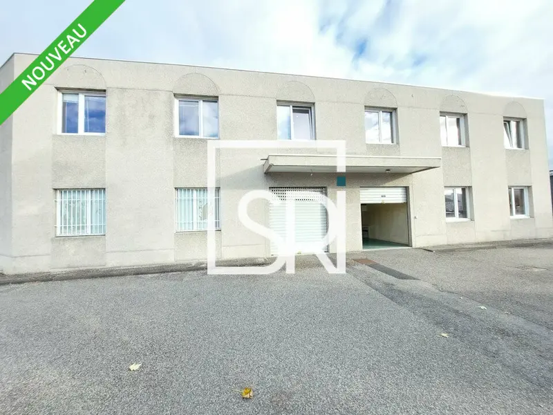 Bureau à louer - Clermont-Ferrand (63100) - 106 m² - 1 015 €/mois