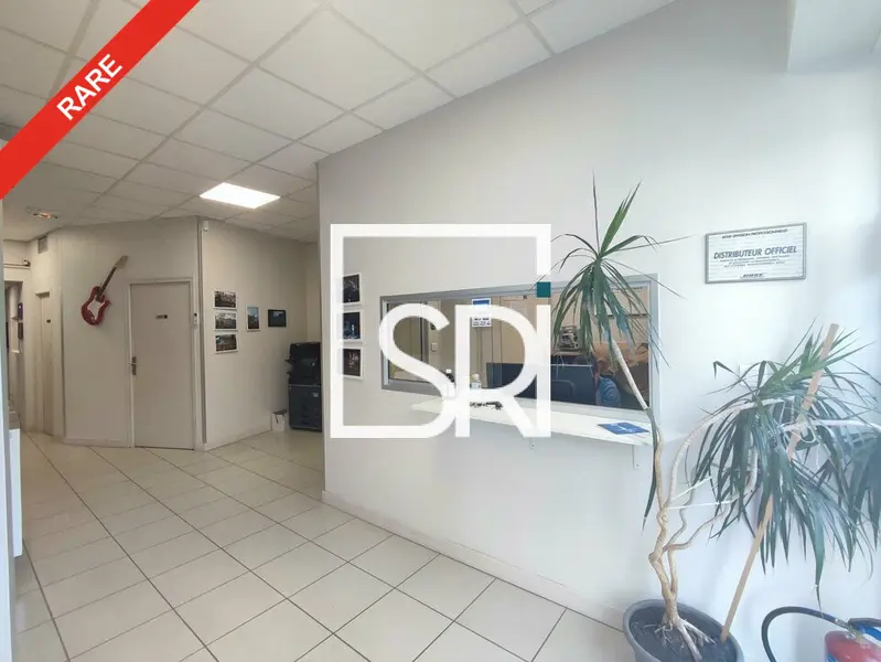 Bureau à louer - Clermont-Ferrand (63000) - 250 m² - 1 958 €/mois