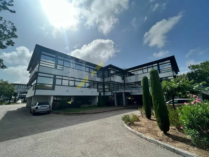Bureau à louer - Biot (06410) - 249 m² - 3 320 €/mois