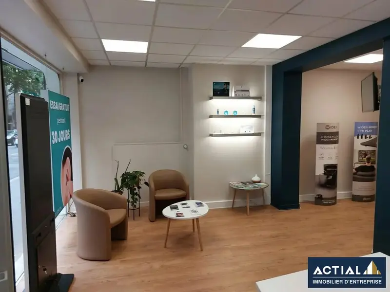 Local Commercial à louer - Nantes (44000) - 70 m² - 2 500 €/mois