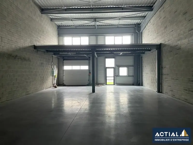 Entrepôt / Activité à vendre - La Chapelle-Sur-Erdre (44240) - 237 m²