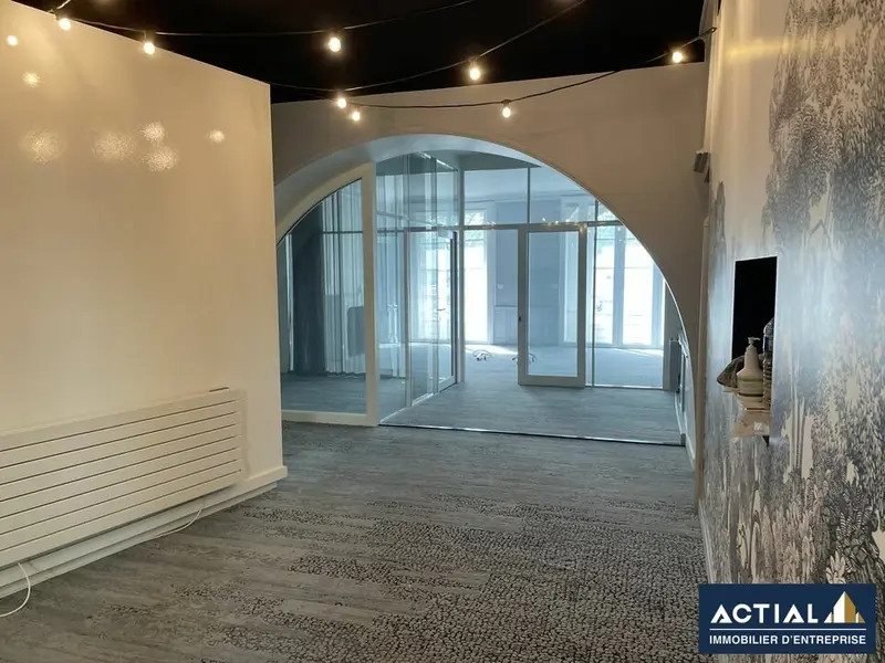 Bureau à vendre - Nantes (44000) - 136 m²