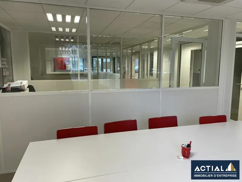 Local Commercial à louer - Saint-Herblain (44800) - 140 m² - 2 492 €/mois