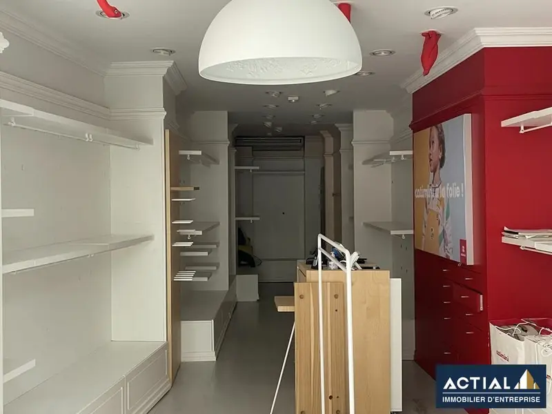 Local Commercial à louer - Nantes (44000) - 60 m² - 2 730 €/mois