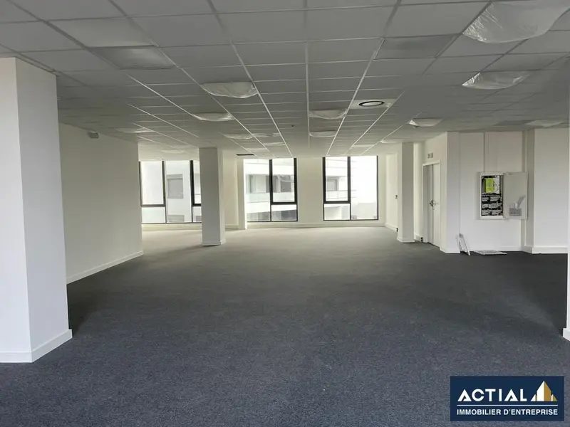 Bureau à vendre - Nantes (44000) - 255 m²