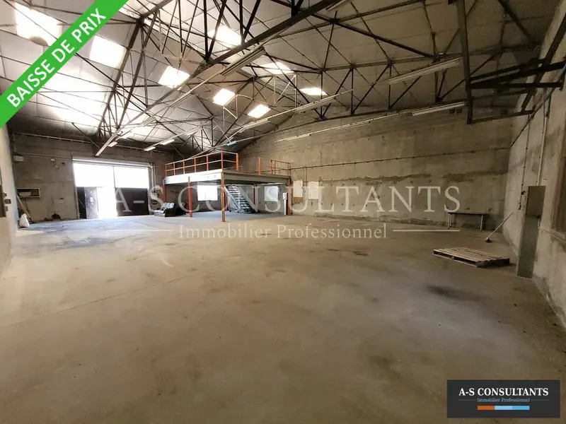 Entrepôt / Activité à louer - Domarin (38300) - 310 m² - 1 950 €/mois