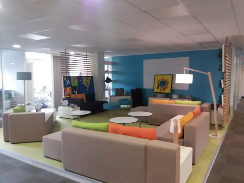 Bureau à louer - Grenoble (38000) - 843 m² - 9 835 €/mois