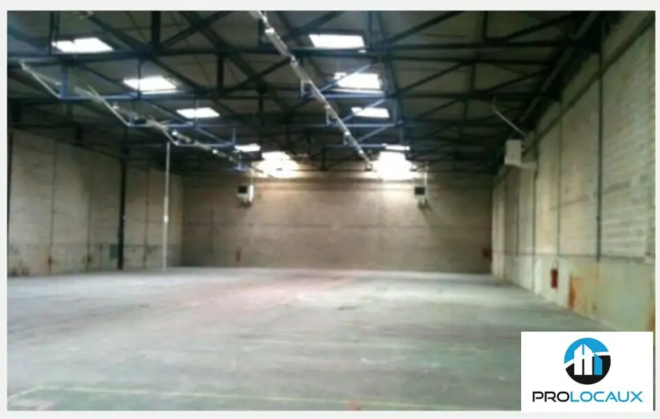 Entrepôt / Activité à louer - Montataire (60160) - 983 m² - 5 324 €/mois