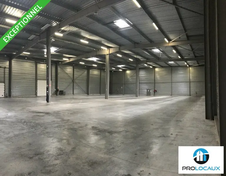 Entrepôt / Activité à louer - Creil (60100) - 1724 m² - 9 000 €/mois