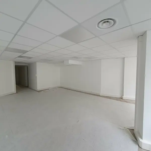 Bureau à louer - Grenoble (38000) - 73 m² - 760 €/mois
