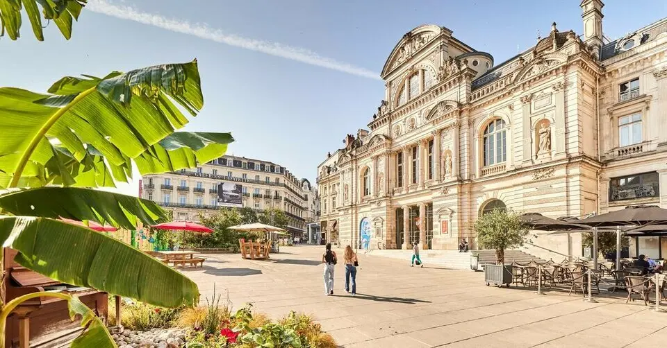Local Commercial à vendre - Angers (49000) - 105 m² - 0 €