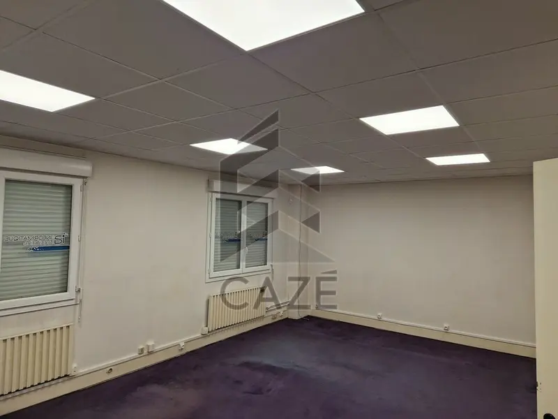 Bureau à louer - Gradignan (33170) - 207 m² - 1 083 €/mois