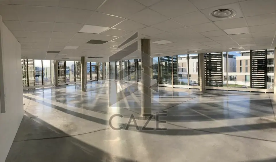 Bureau à louer - Mérignac (33700) - 1203 m² - 15 037 €/mois