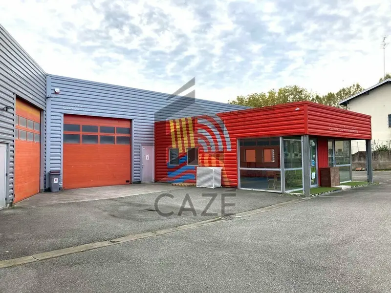 Entrepôt / Activité à louer - Dax (40100) - 983 m² - 5 000 €/mois