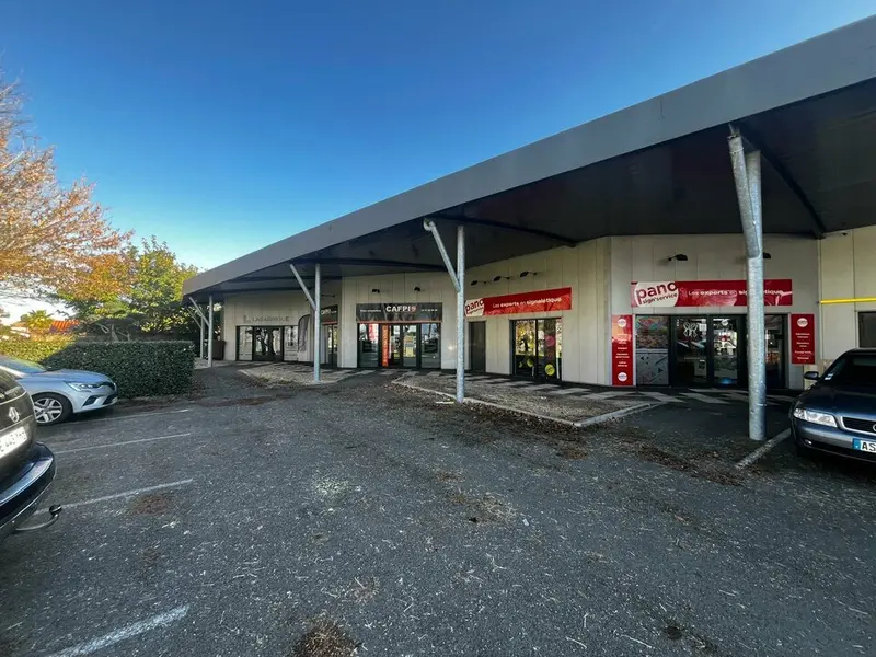 Local Commercial à louer - Libourne (33500) - 127 m² - 1 481 €/mois