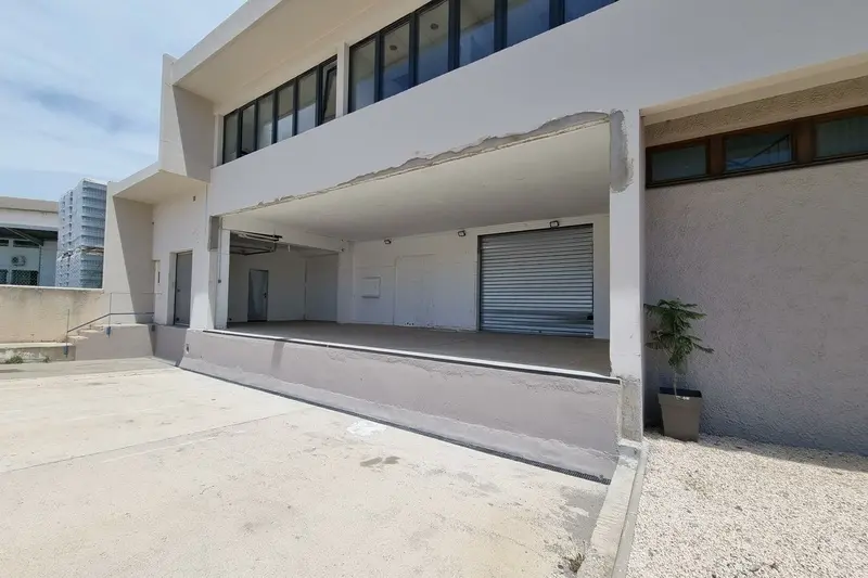 Entrepôt / Activité à louer - Perpignan (66000) - 1070 m² - 5 500 €/mois