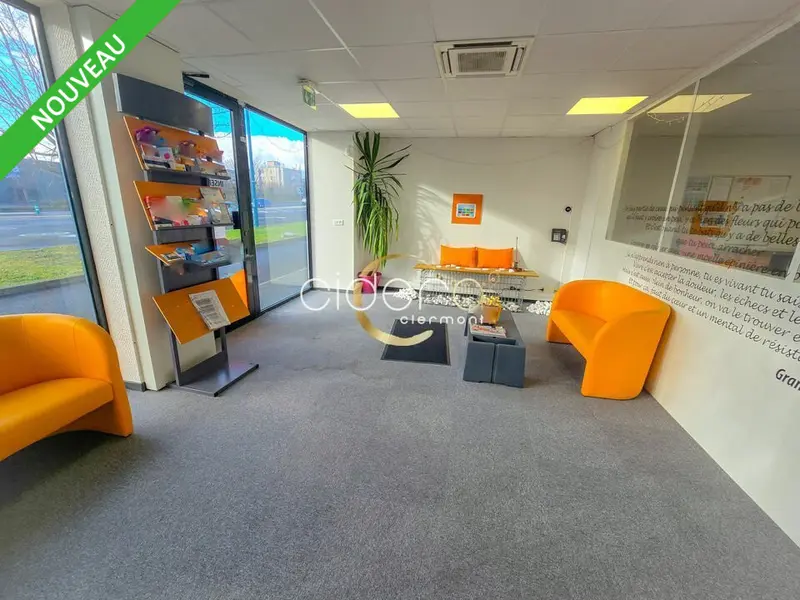 Local Commercial à louer - Clermont-Ferrand (63100) - 220 m² - 2 658 €/mois