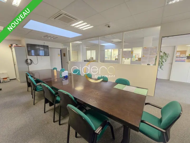 Bureau à louer - Clermont-Ferrand (63100) - 220 m² - 2 658 €/mois