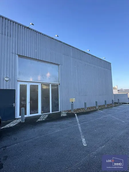 Entrepôt / Activité à louer - Yvrac (33370) - 270 m² - 2 100 €/mois