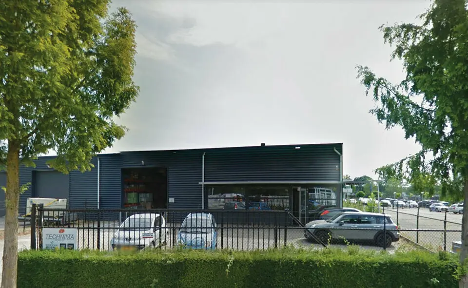 Entrepôt / Activité à louer - Bordeaux (33300) - 1352 m² - 10 000 €/mois