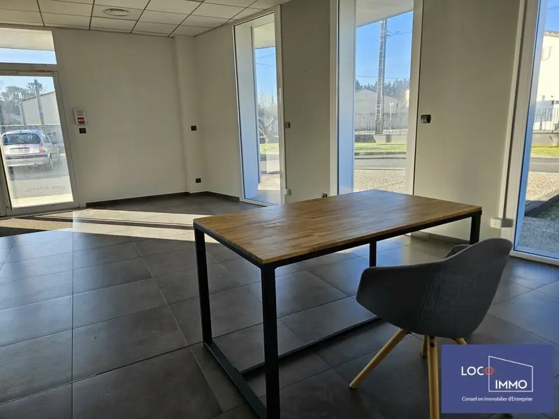 Bureau à louer - Eysines (33320) - 55 m² - 874 €/mois